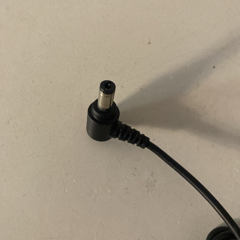 Shark 28.8V AC/DC Charger YLS0243A-T248080 Genuine Power Adapter Replacement OEM - Picture 5 of 7